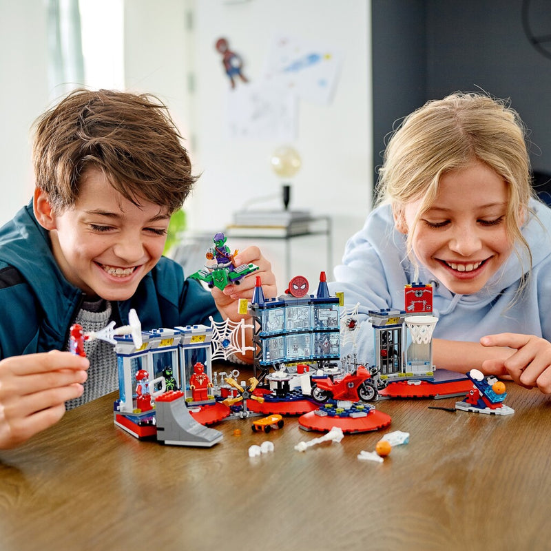 Lego Super Heroes 76175 Aanval op de Spider Schuilplaats - ToyRunner